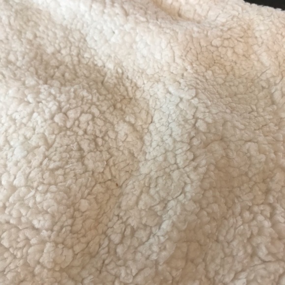 New Pottery Barn Thermal Sherpa Back Knit Pillow Cover, Red & Cream Cozy Pillow - Picture 6 of 16